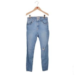 Bershka zelo elastične hlače, 38 (32123)